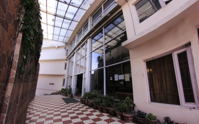 Hotel Sukh Sagar Regency