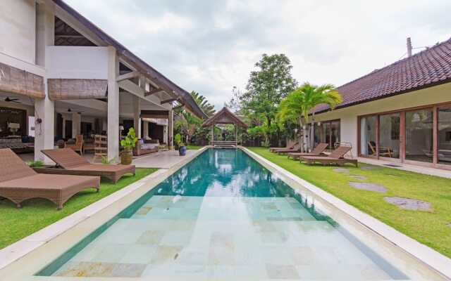 Abaca Villas