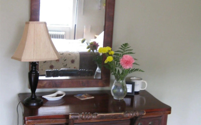 Borland House Inn