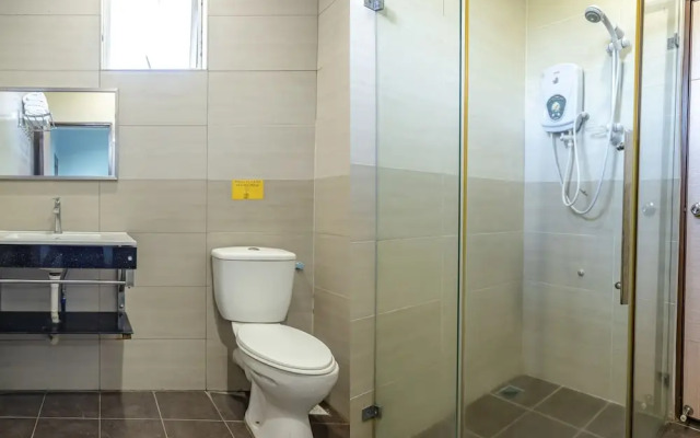 Mostyn Hotel by Oyo Rooms