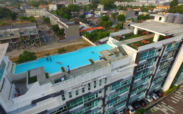 The Wide Suites