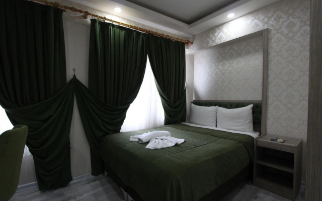 Kaya Madrid Hotel