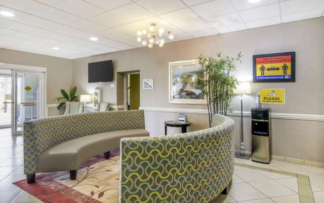 Best Western Plus Brunswick Inn & Suites