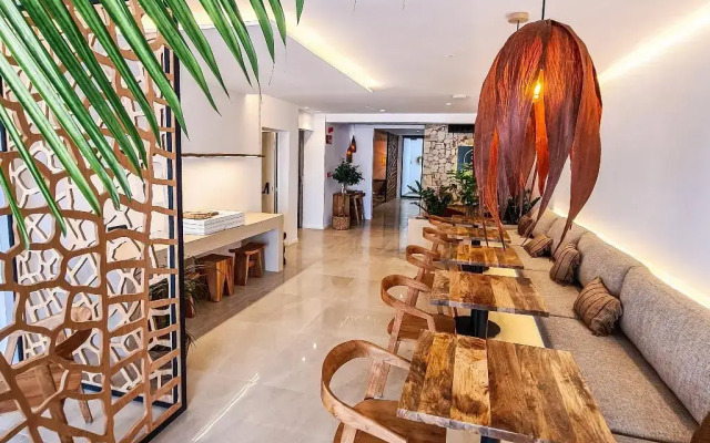 S´Estancia Suites