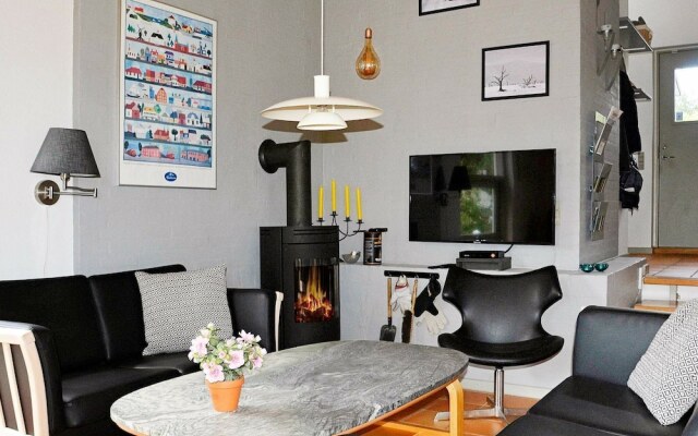 Enticing Holiday Home in Ebeltoft With Sauna