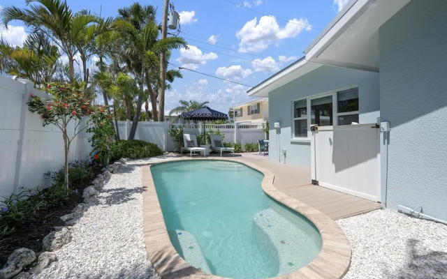 Latitude Adjustment Ami 3 Bedroom Home