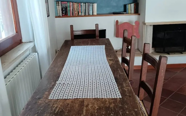 Serene Italian Retreat in Monte Caminetto, Rome Casa Airone