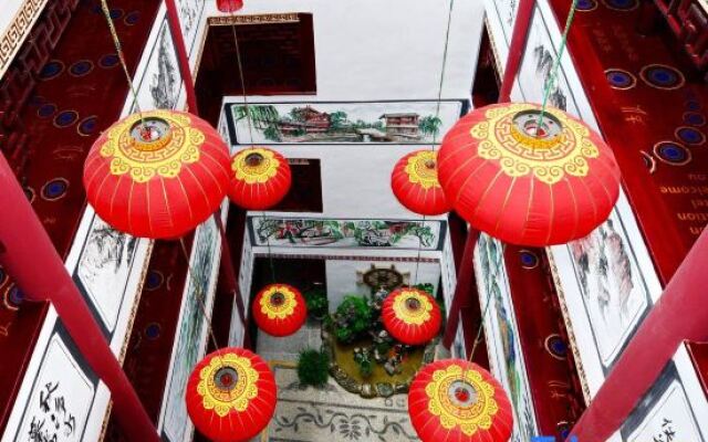 Hailong Yunhe Hotel