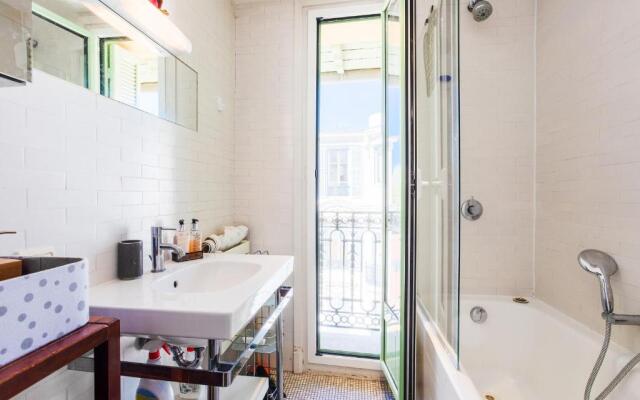 LUNG ARNO AP4300 By Riviera Holiday Homes