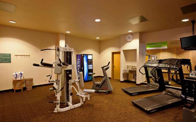 La Quinta Inn & Suites by Wyndham Irvine Spectrum