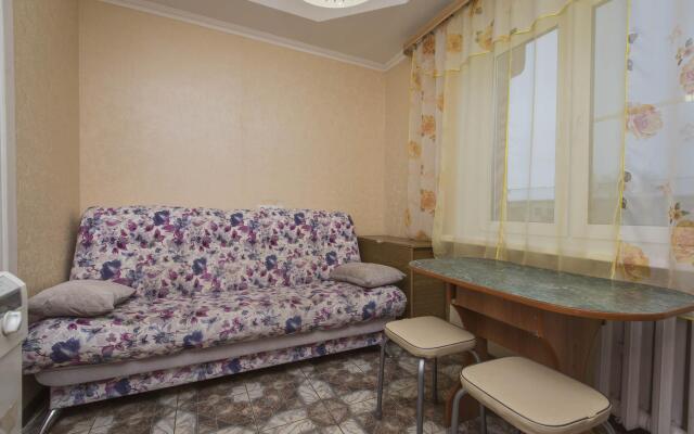 HomeHotel (HomeHotel) on Molodezhny Avenue 38 building 2