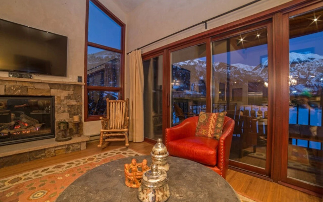 Riverside B201 by Exceptional Stays