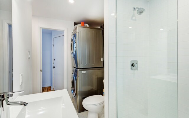 Place Jacques Cartier Apartments by Hometrotting