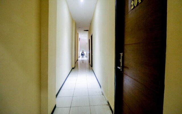 Puri Mas Hotel