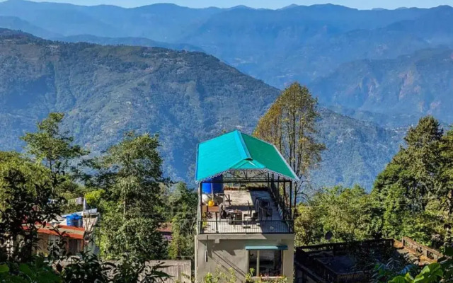 The Oak Retreat Lamahatta