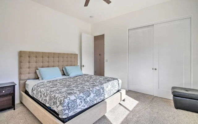 Desert Views, Fire Pit: Serene Phoenix Getaway