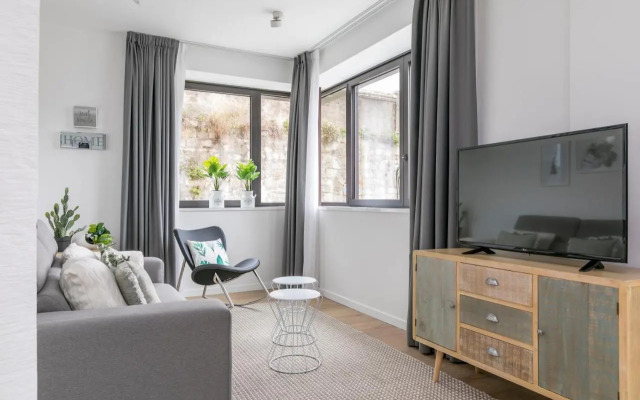 Riverside by Forever Rentals