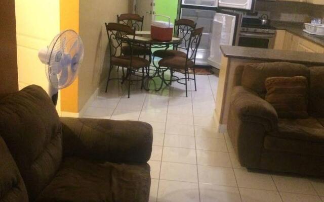 Ocho Rios Boardwalk Apartment