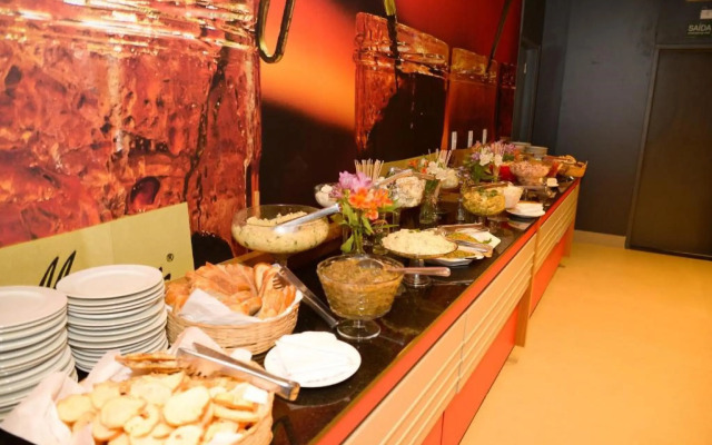 Ibis Guaratinguetá Aparecida