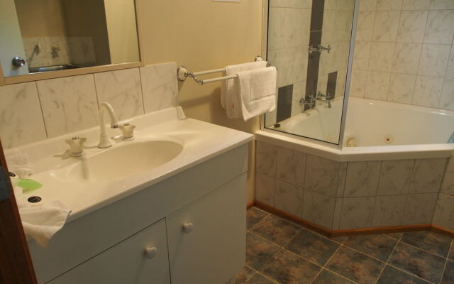 Porepunkah Pines Holiday Park