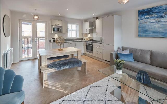 Host & Stay - Shipwrights