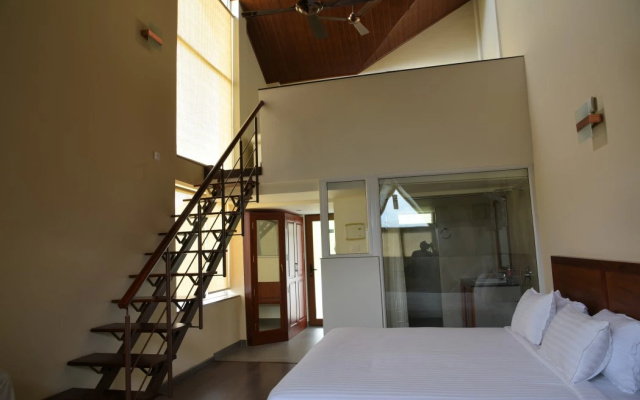Shola Crown Resort - Munnar