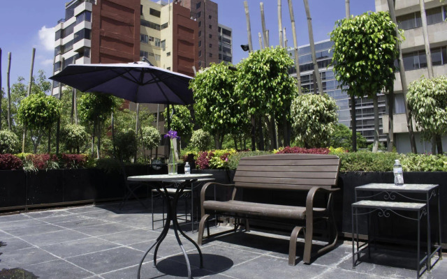 Residence L'heritage Hipólito Taine by Bluebay