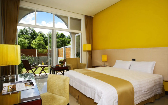 Papago International Resort
