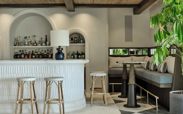 Odera, Tinos, Autograph Collection