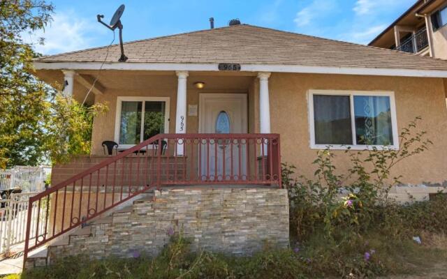 4BR Bungalow in Echo Park