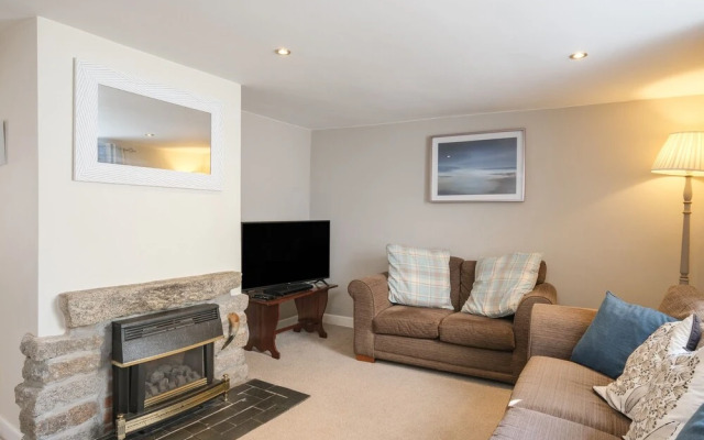 5 Bodmin Hill