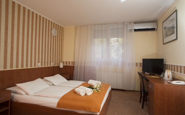Atlantic Hotel