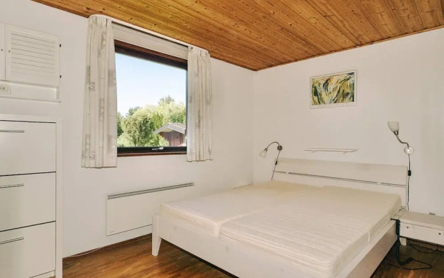 6 Person Holiday Home in Store Fuglede-by Traum