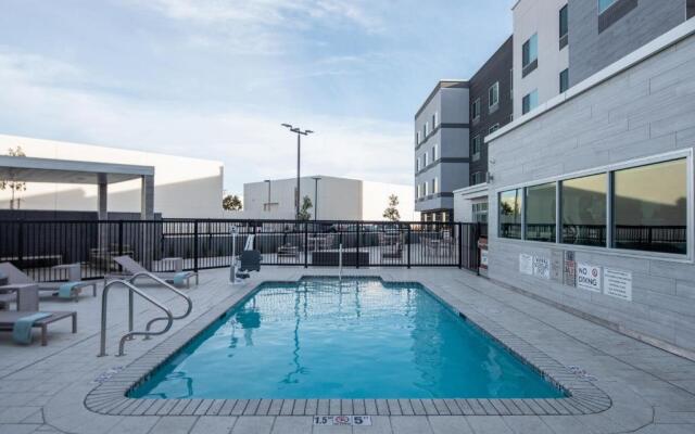 Fairfield Inn & Suites by Marriott Anaheim Los Alamitos
