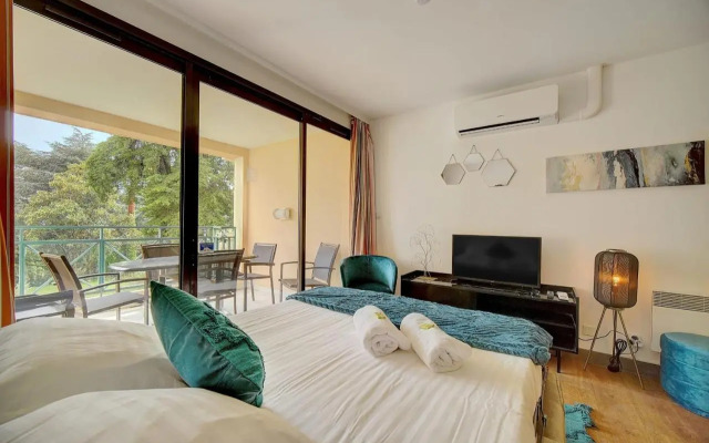 IMMOGROOM - 3 Rooms - Renovated - Pool - Air conditioning - Parking -