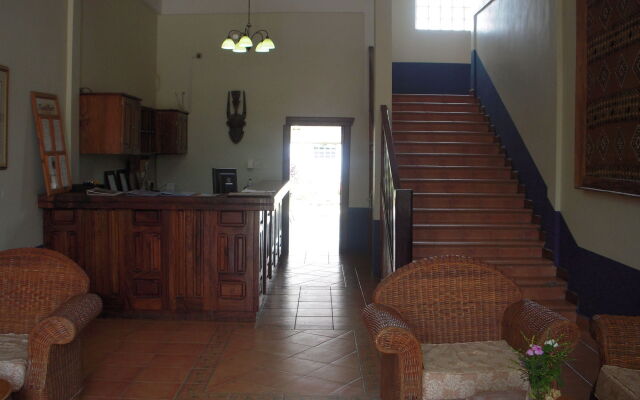 Riyan Apartments