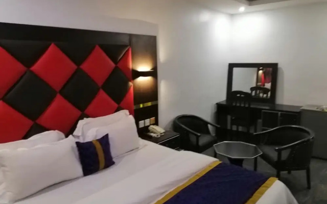 Chalon Suites