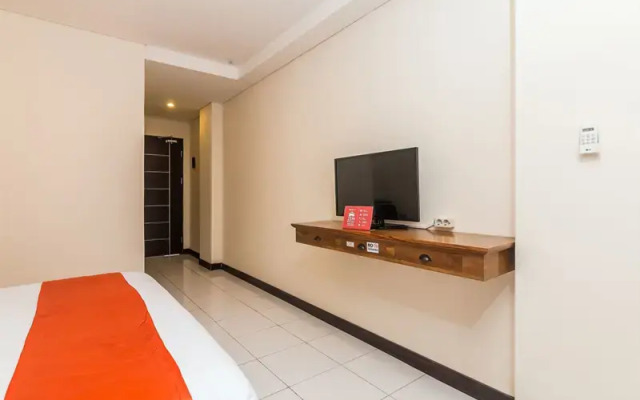ZEN Rooms Puputan Renon