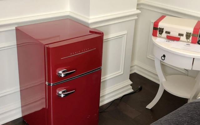 Dominion Gardens and Hotel