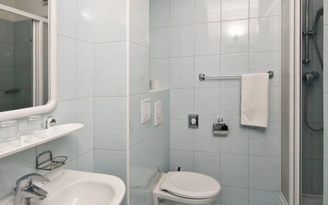 Hotel Plus