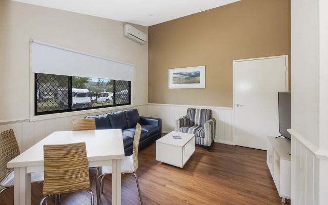Reflections Eden - Holiday Park – Guest Rooms – Eden