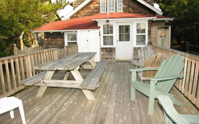 Sassafras House 104 Oceanview by Long & Foster