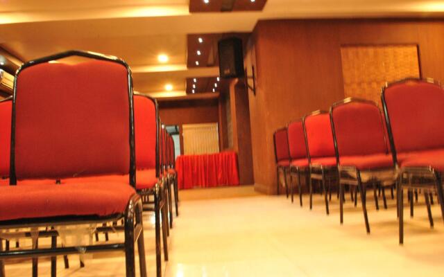 Oyo 47787 Sri Annapoorna Towers