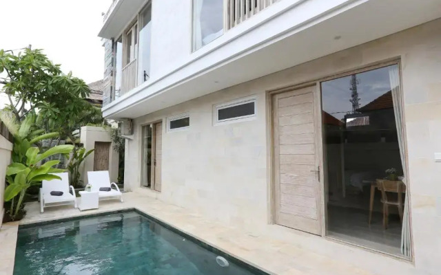 Green Studio Apartment Sanur