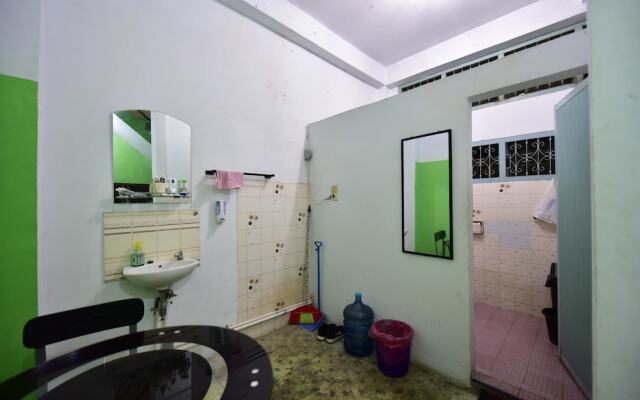 Dazhong Backpackers Hostel