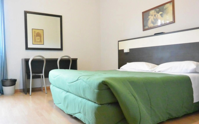 Hotel Arno