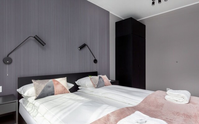 Modern Apartments City Center by Renters