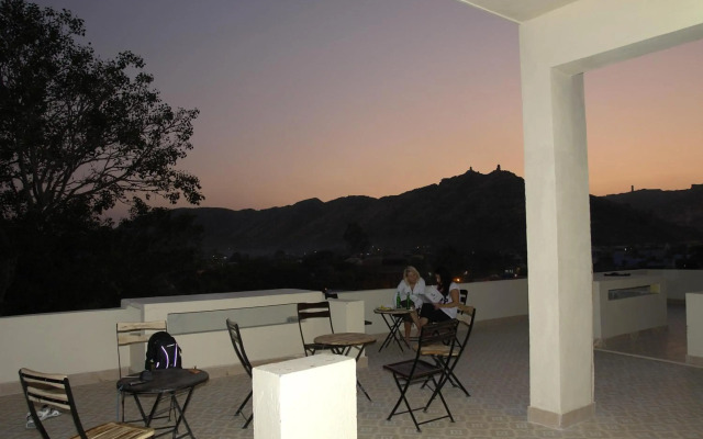 Hotel Amer View