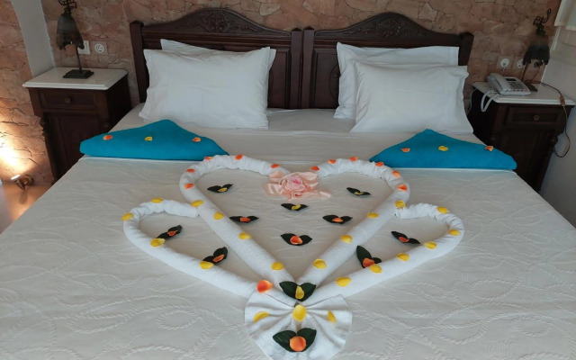 Tinos Aqua Palazzo