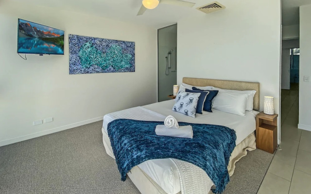 1 Bright Point Apartment 2305